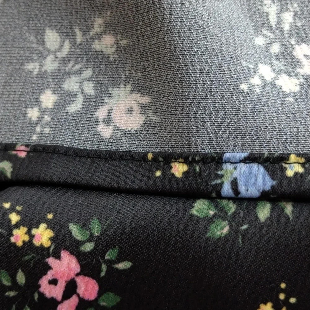 Wayf Tie Front Cutout Dress Black Blue Rose Small Print Floral. Large. Satiny - Picture 14 of 16